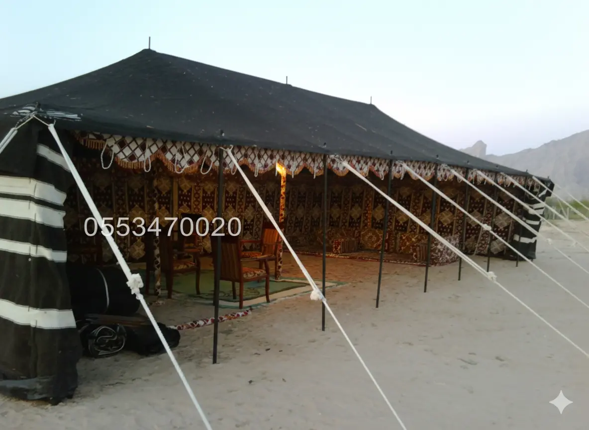 مجلس بيت شعر تراثي في مكة - تصميم يجمع بين الأصالة والحداثة